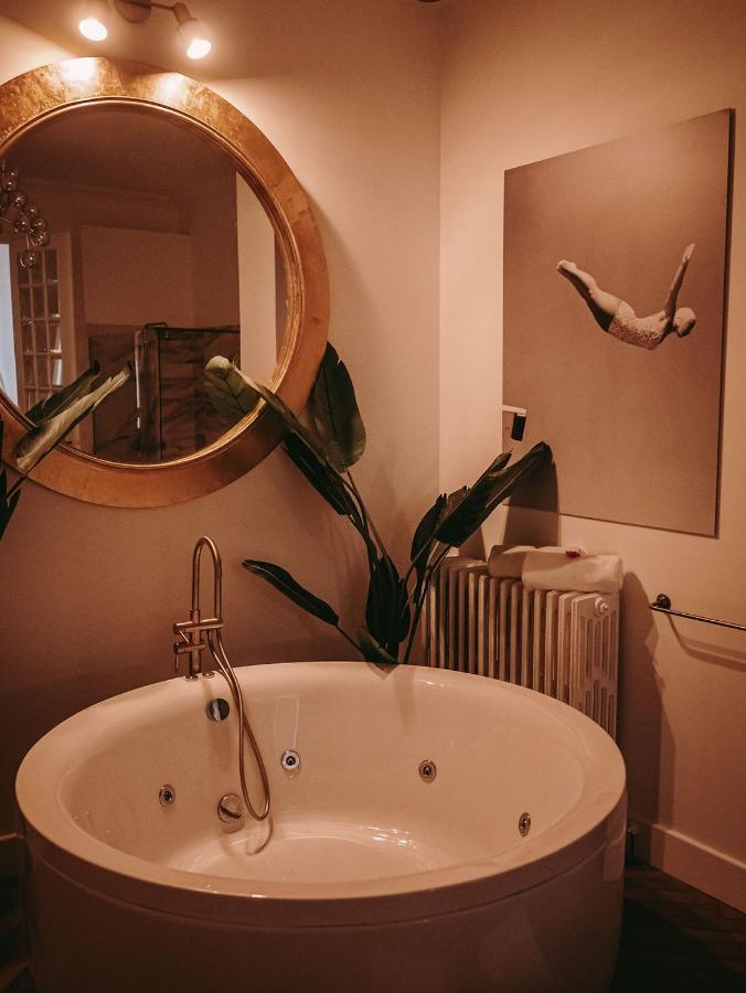 Maison Marie-Astrid, Suite Avec Balneo Privee Бордо Экстерьер фото